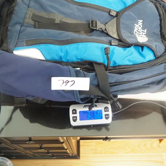 The North Face Surge Backpack Blue Commute Hiking Camping Laptop School‎ Travel - Picture 13 of 13